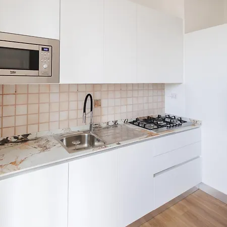 Luisa House Apartament Bari
